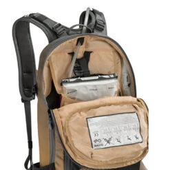EVOC FR ENDURO 16L GREY- SAND -Rad Teile Center evoc enduro 16l 3 1 3 121362 1024x